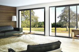 Baies coulissantes dans un salon